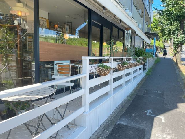 土曜日7時から開店のたまプラーザ パン屋 「バリエタ」の外観