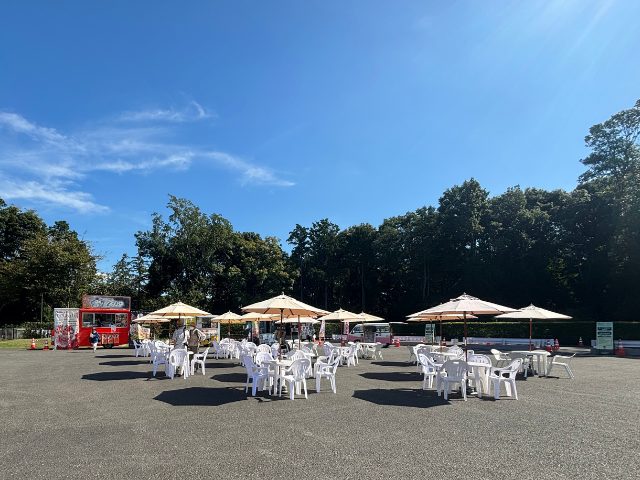 里山ガーデンフェスタのフードトラック