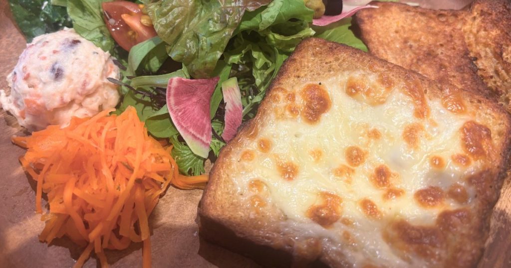 フレディカフェタイトル