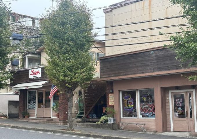 ルーシーズベーカリーの全体写真