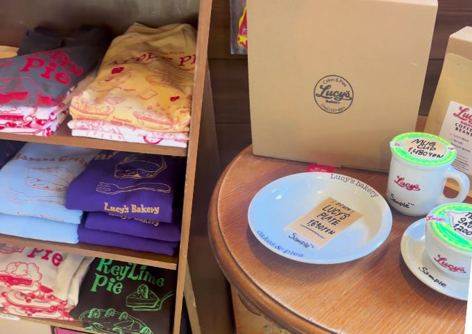 ルーシーズベーカリーのオリジナルグッズ