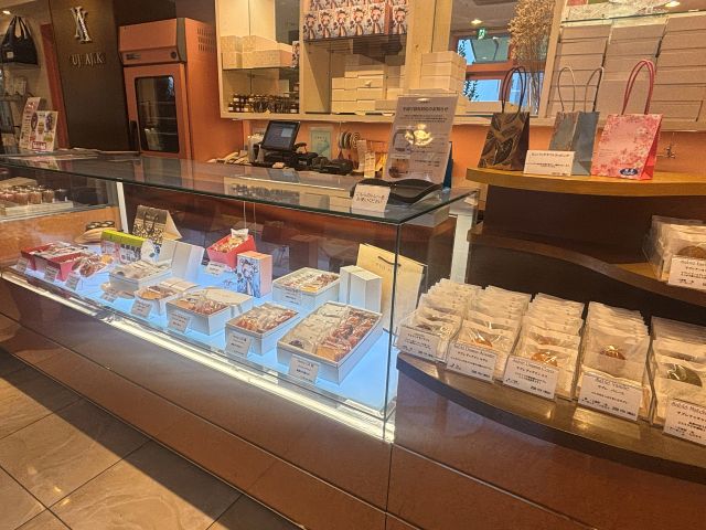 パティスリー YUJI AJIKIのレシ前