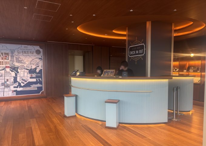 馬車道のOMO5受付